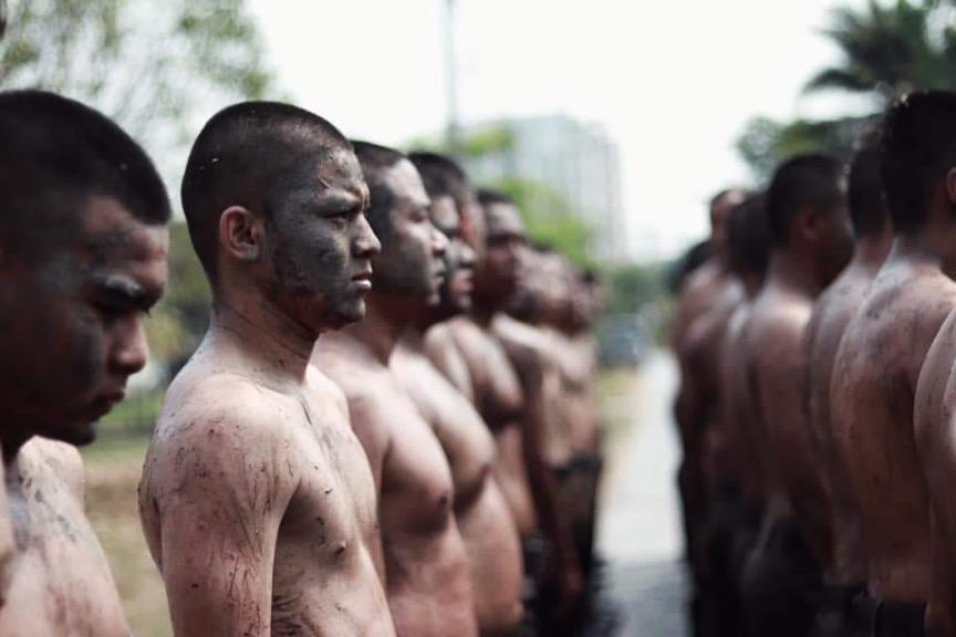 ฝึกตำรวจ.