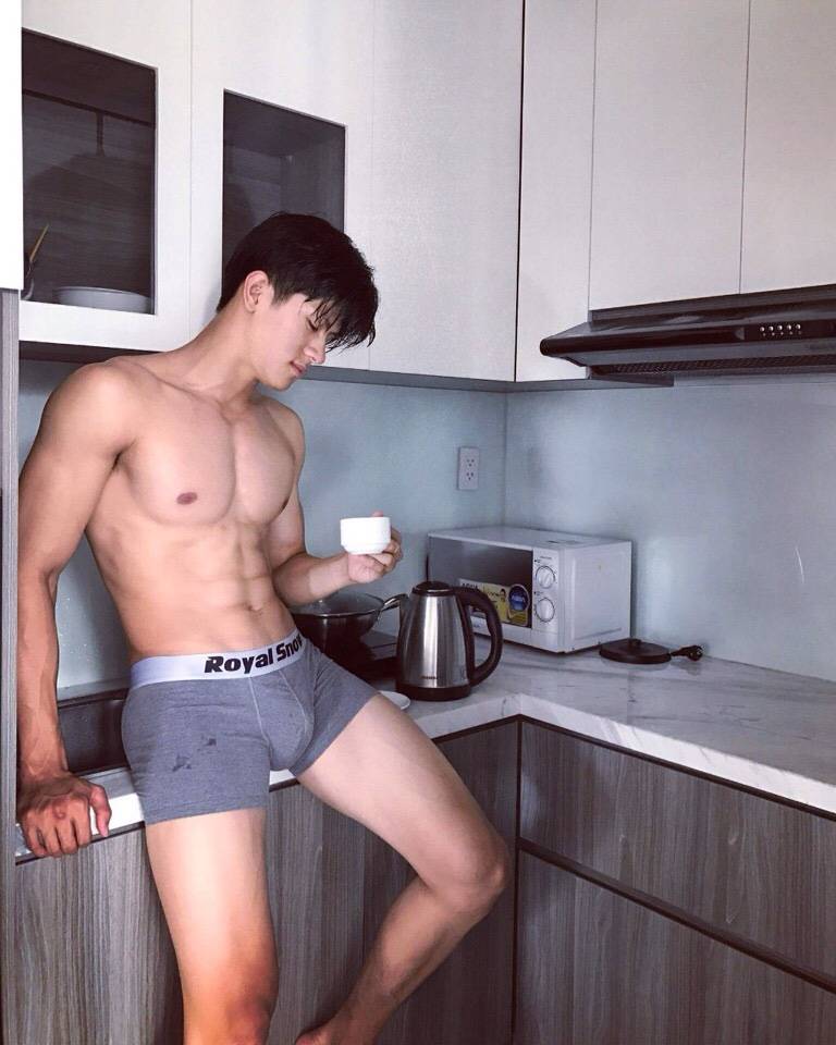 + Cute Guy +