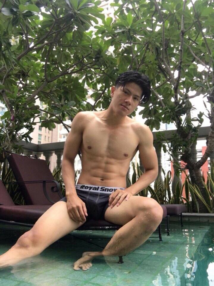 + Cute Guy +