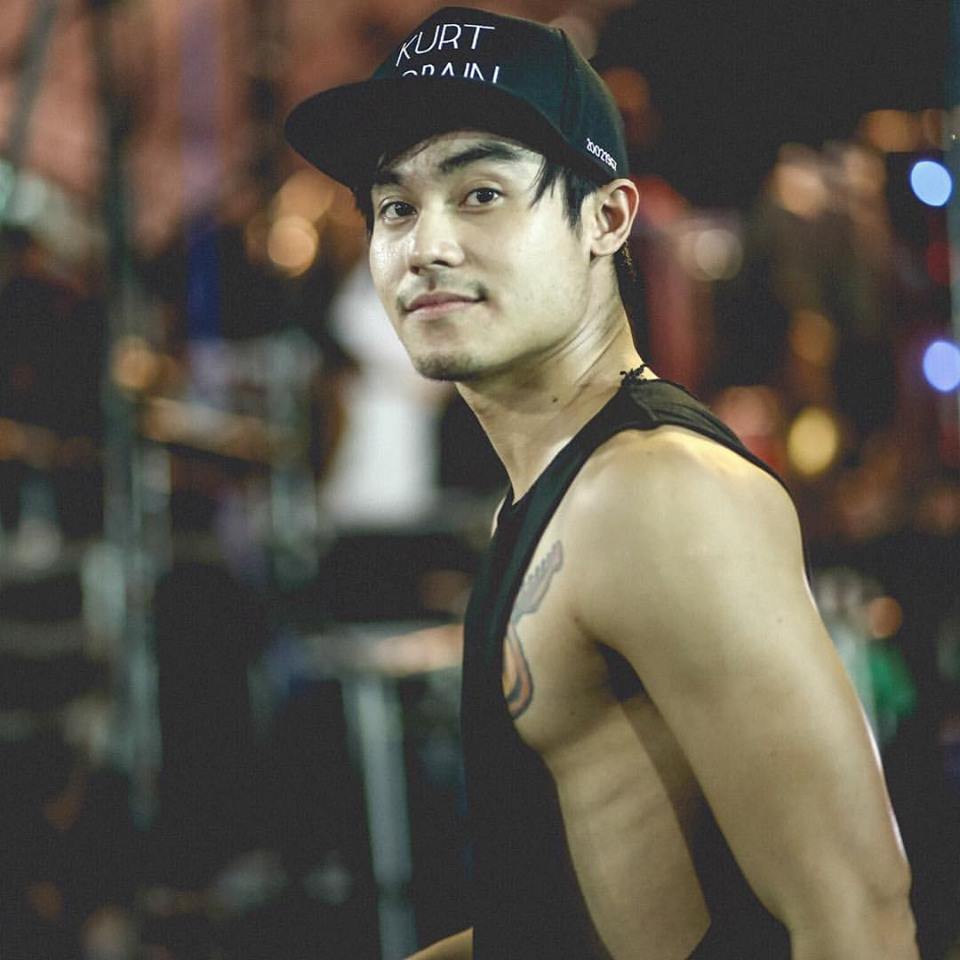 พี่จ๊ะ มือกีต้าร์ วง The Mousses หุ่นแซ่บสุดๆ
