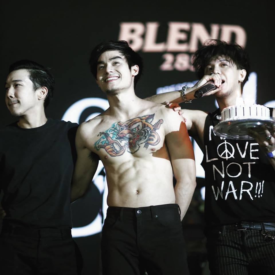 พี่จ๊ะ มือกีต้าร์ วง The Mousses หุ่นแซ่บสุดๆ