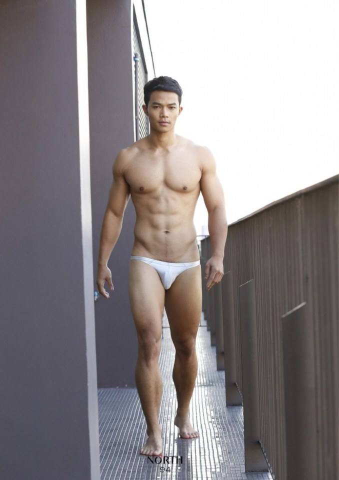 ตั้งใจโชว์ก็เต็มใจดู