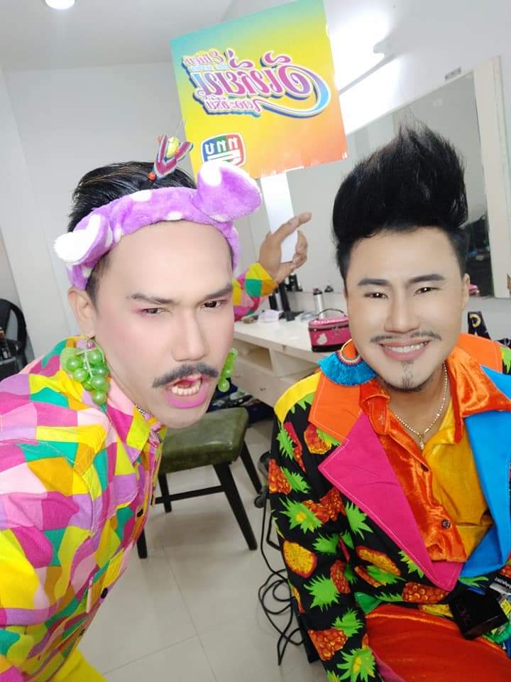 มีนาคมนี้ ติดตามความสนุกสนานเสียงหัวเราะแนวละครเบาสมอง ในละคร "อีเหี่ยนเดอะซีรี่ย์ คอนเฟิร์ม" เริ่ม 27 มีนาคม เวลา 22.30-23.30 น. ทาง ททบ. 5 #TV5HD1