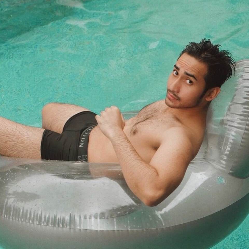 หล่อขนอุยชนะเลิศ