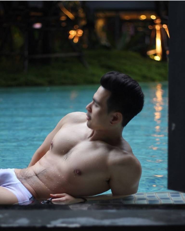 หล่อขนอุยชนะเลิศ