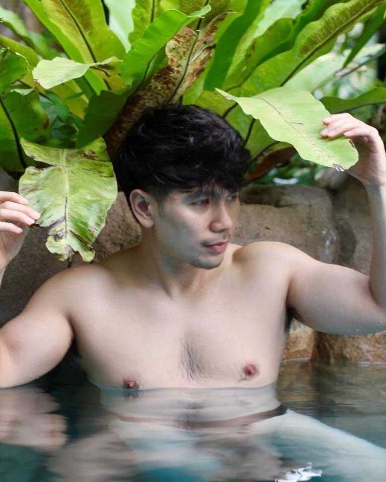 หล่อขนอุยชนะเลิศ