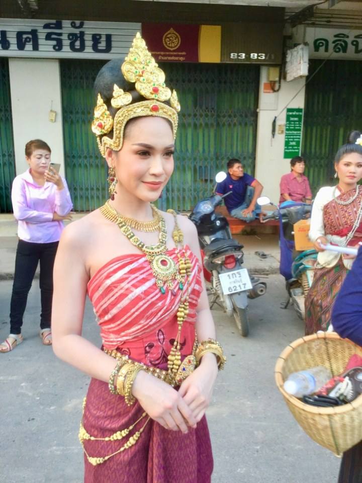 ดีต่อใจ#493เที่ยวงานมหกรรมโปงลางผ้าไหมแพรวางานกาชาดกาฬสินธุ์2562