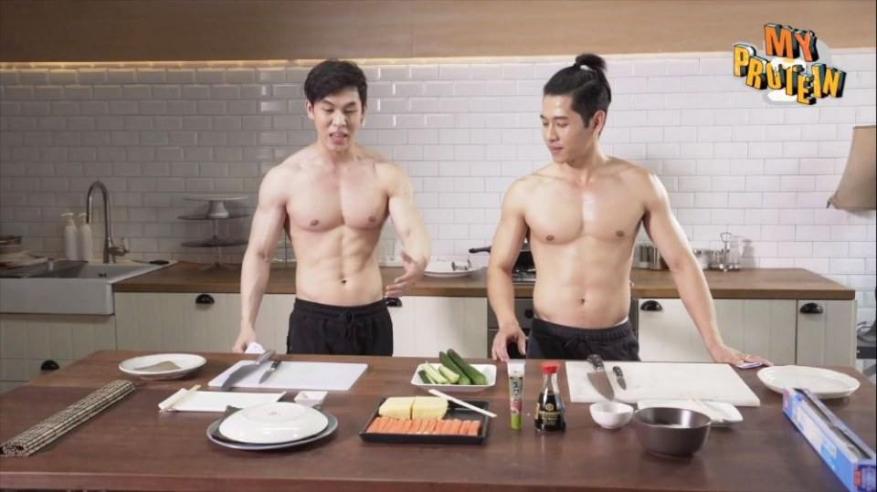 มาดูสองหนุ่มสอนทำอาหารกันเถอะ #กล้ามก็มา #จิ้นก็มี