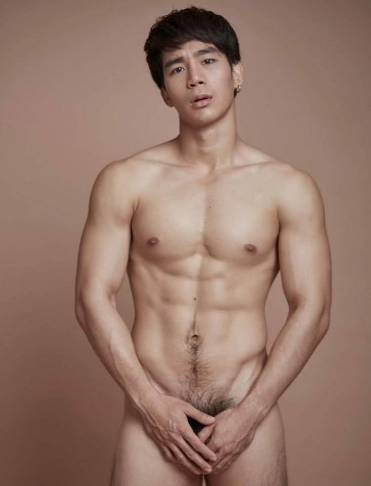 หนุ่มหล่อขึ้นปก 129.1