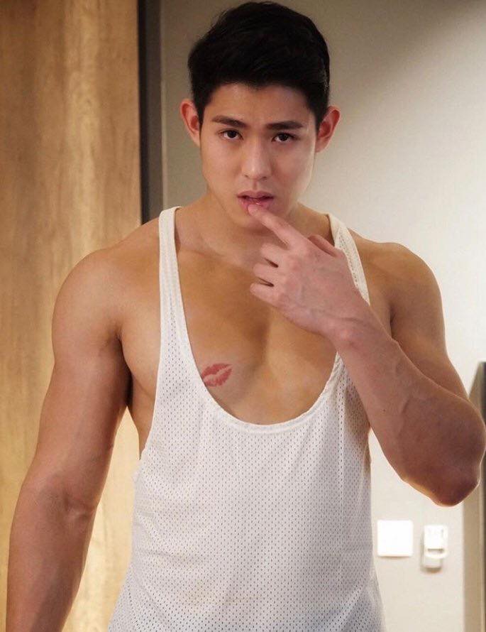 แค่รูปนี้ก็โดนfbแบนไป3วัน
