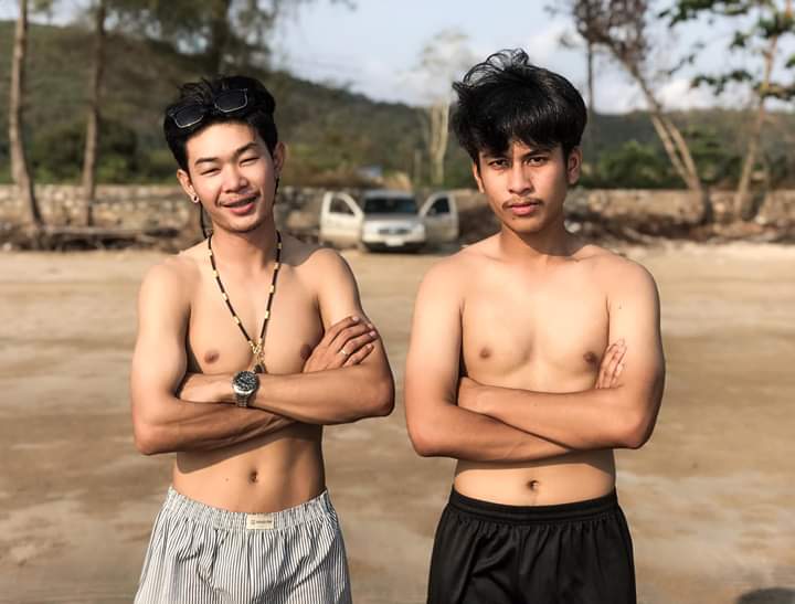 ดีต่อใจ#515หนุ่มหล่อ..ล้างรถ