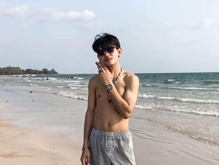 ดีต่อใจ#515หนุ่มหล่อ..ล้างรถ