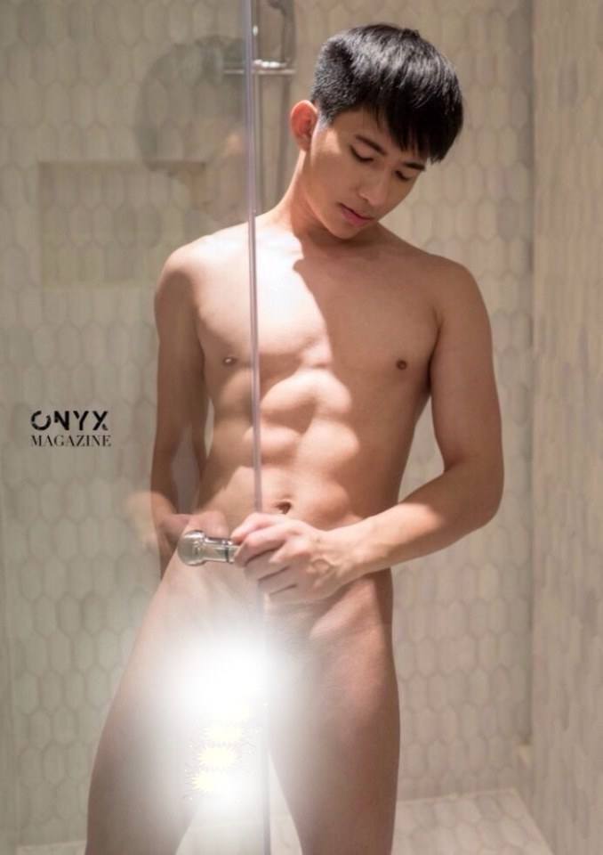 ยอมใจน้องบอส...ใหญ่ไฟกระพริบมาก
