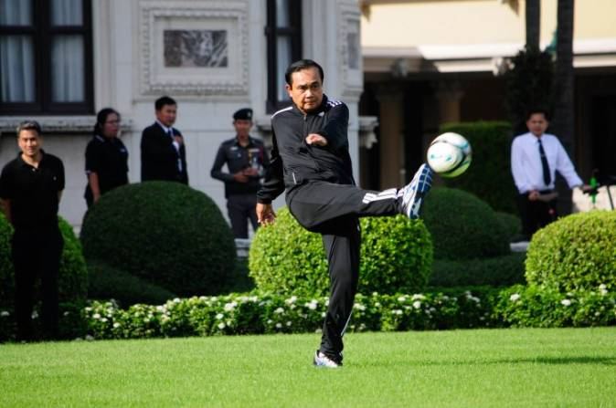 คุณลุงตู่ขวัญใจชาวไทย.
