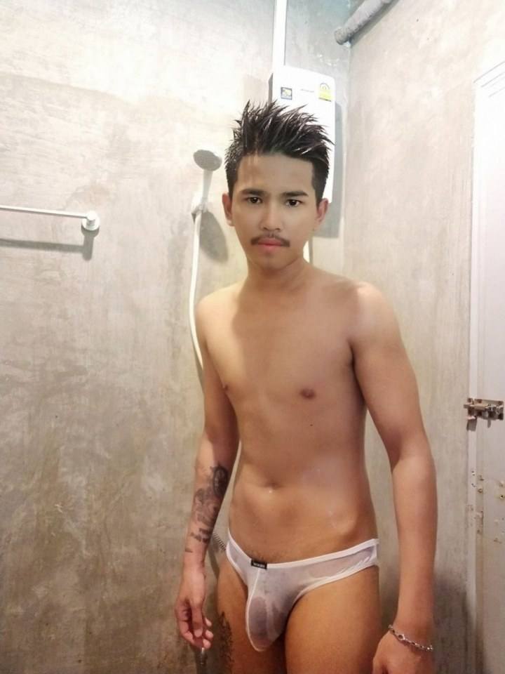 ภาพสร้าง...น้ำแตก