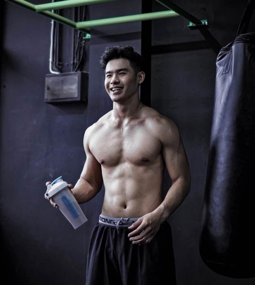 ภาพสร้าง...น้ำแตก