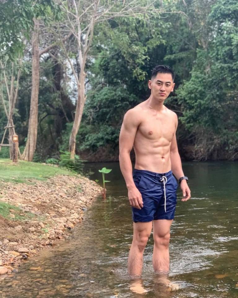 ภาพสร้าง...น้ำแตก