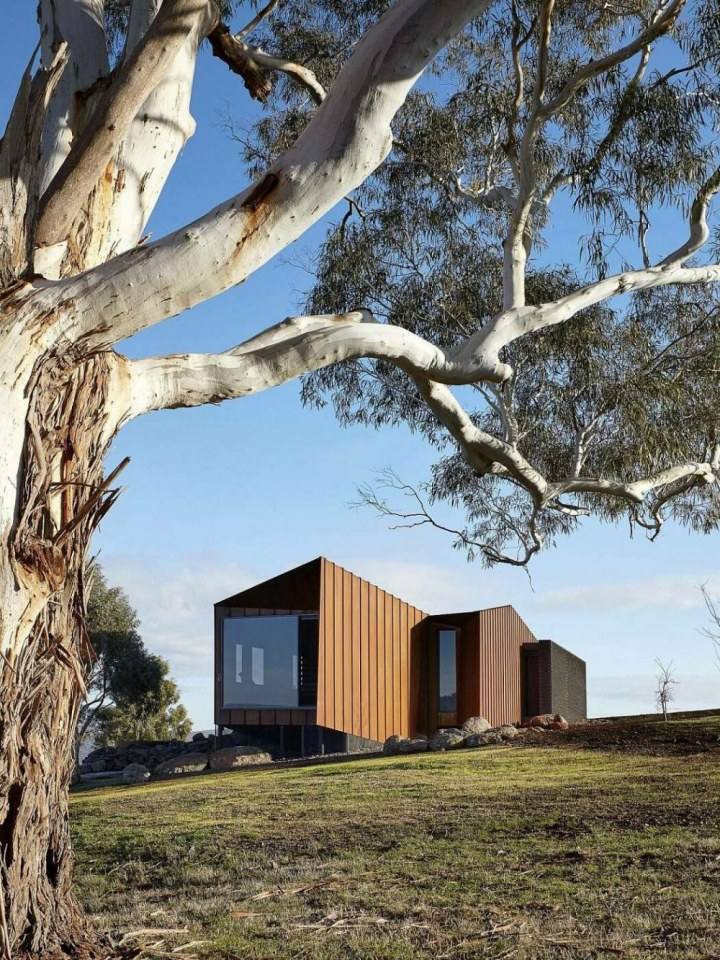 Oikos Retreat by Robert Nichol and Sons