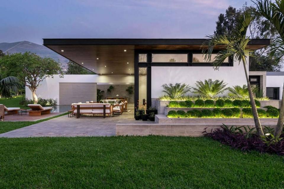 Casa Hierro by Elemento Arquitect&oacute;nico &ndash; Constructivo