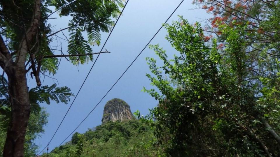 เขาอกทะลุ (ภาคใต้)