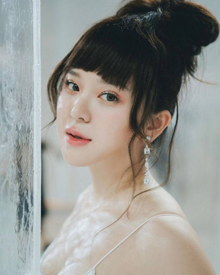 20ดาราช่องoneที่ตัดผมหน้าม้ามีใครบ้างมาดู
