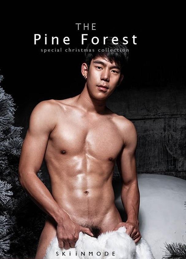 หนุ่มหล่อขึ้นปก 155