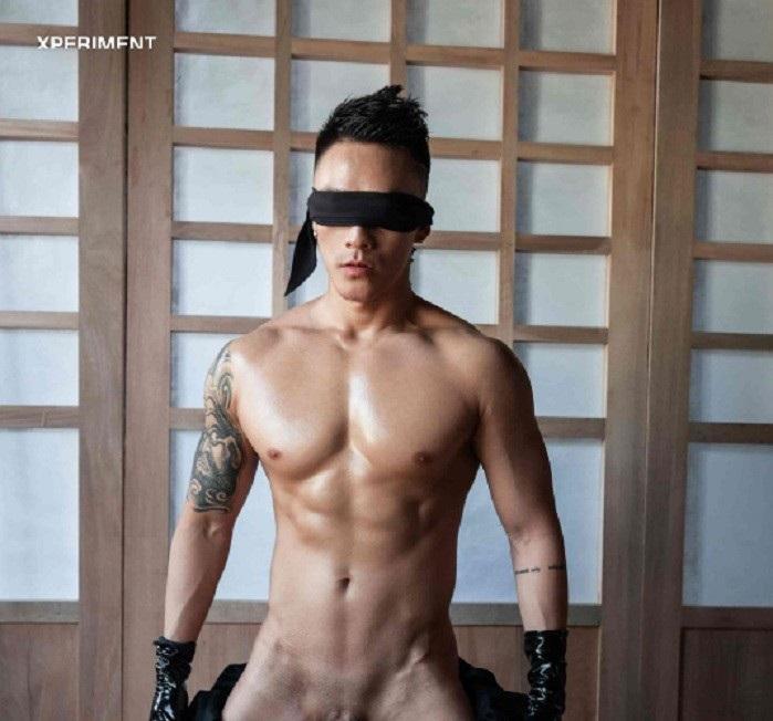 หนุ่มหล่อขึ้นปก 157