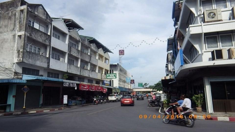 ตลาด อ.บ้านนาสาร