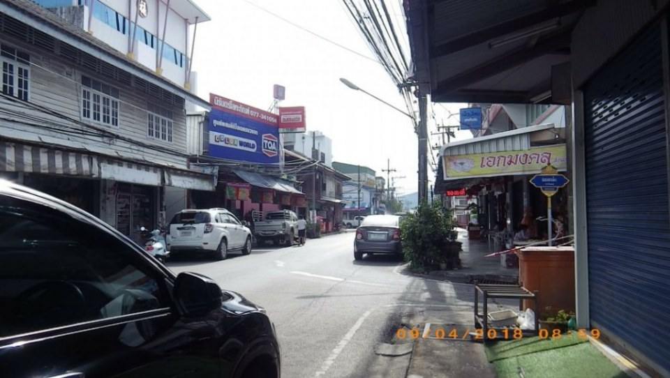 ตลาด อ.บ้านนาสาร