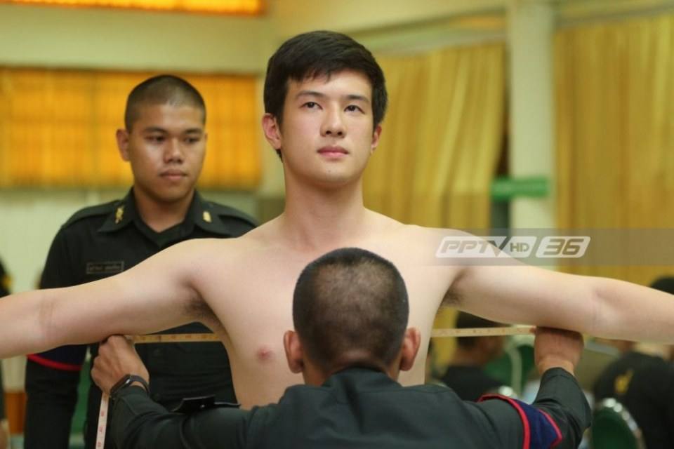 โอ๊ววเจมส์ มาร์&rdquo; คัดเลือกทหารกองเกิน
