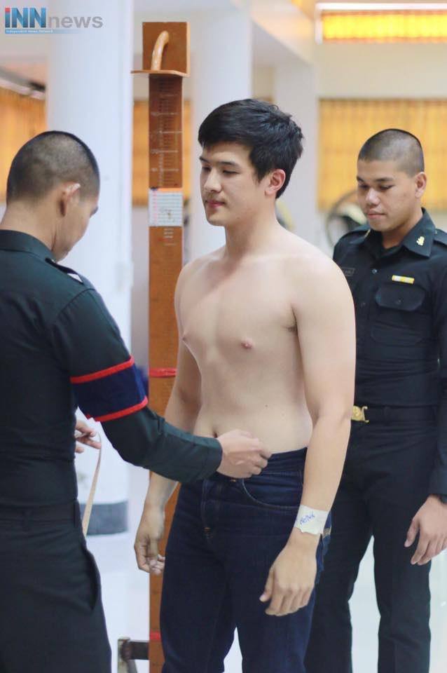 โอ๊ววเจมส์ มาร์&rdquo; คัดเลือกทหารกองเกิน