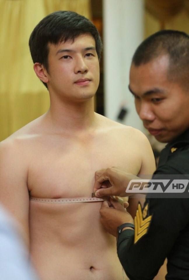 โอ๊ววเจมส์ มาร์&rdquo; คัดเลือกทหารกองเกิน