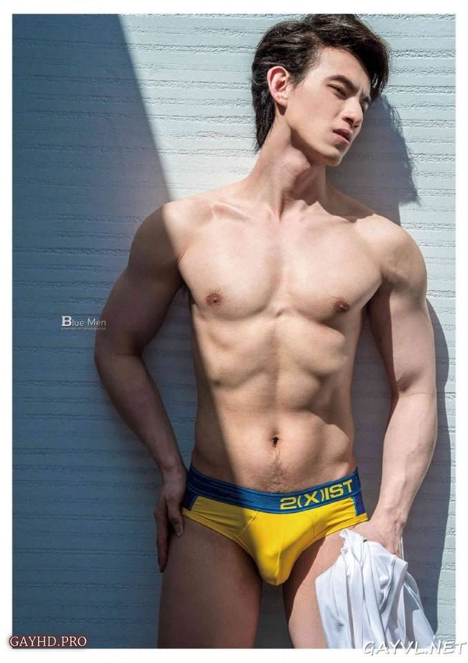 หนุ่มหล่อขึ้นปก 159