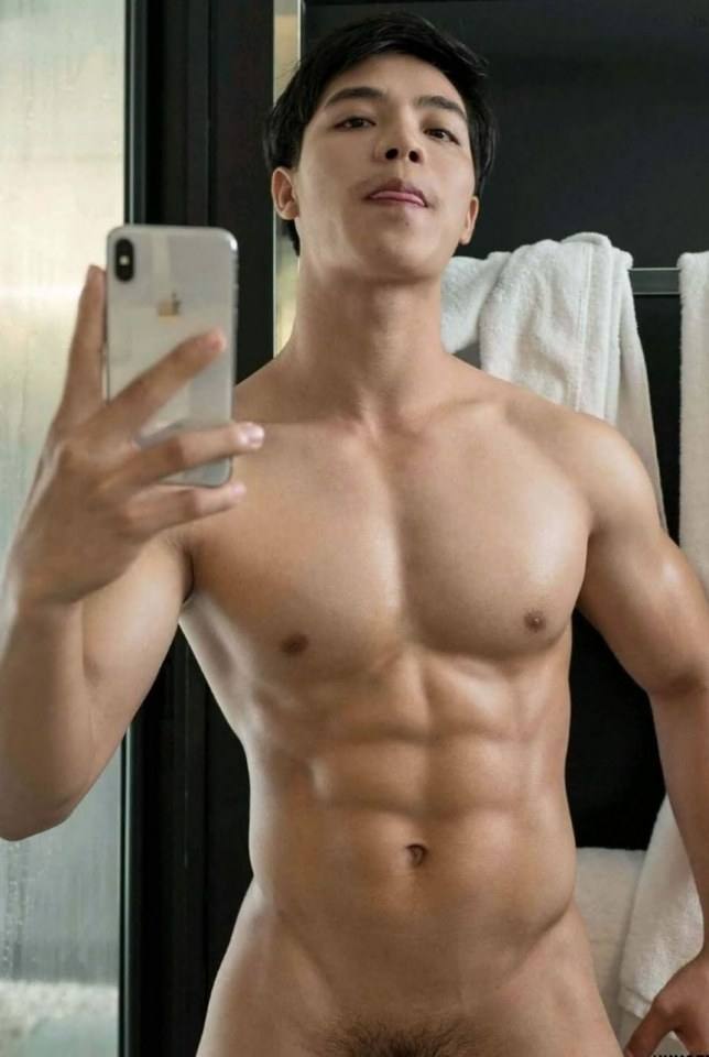 หนุ่มหล่อขึ้นปก 162