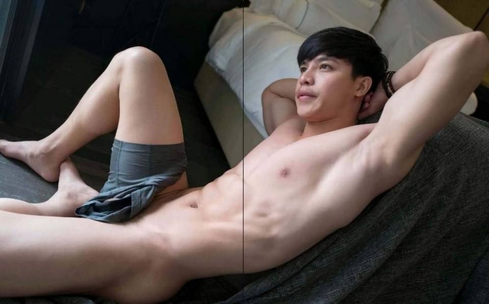 หนุ่มหล่อขึ้นปก 162