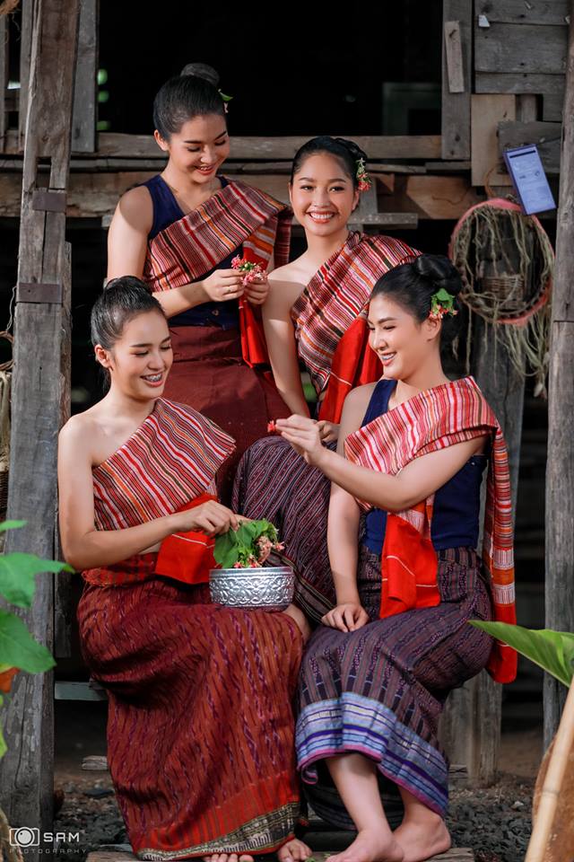 สงกรานต์อีสานบ้านทุ่ง #Thailand
