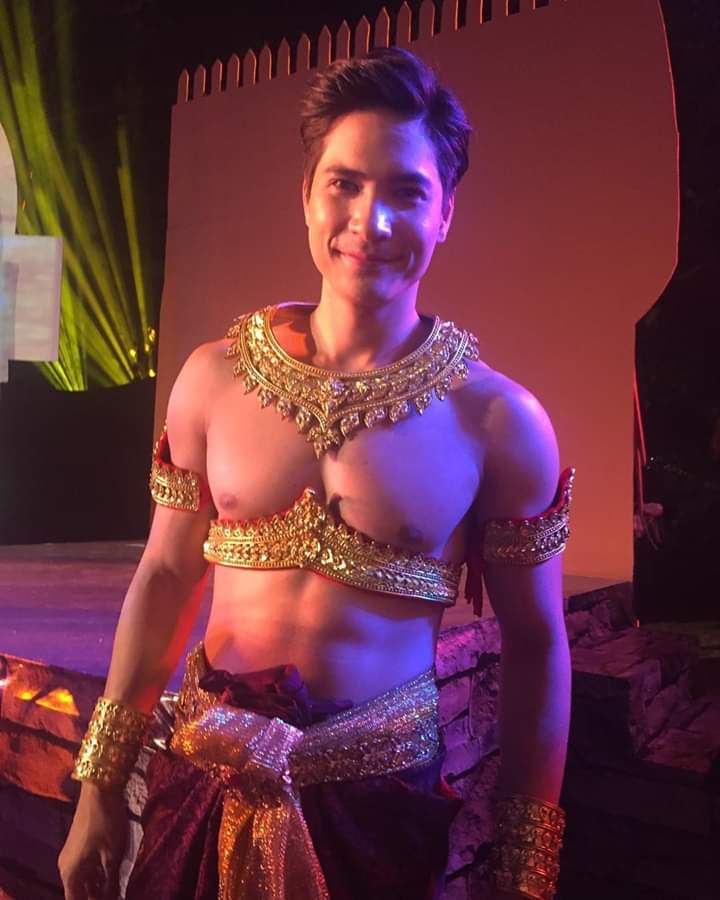 ดีต่อใจ#557ไมค์ ภัทรเดช งานแสดงแสงสีเสียง"ขึ้นเขาพนมรุ้ง"