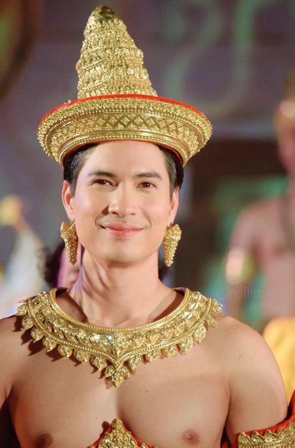 ดีต่อใจ#557ไมค์ ภัทรเดช งานแสดงแสงสีเสียง"ขึ้นเขาพนมรุ้ง"
