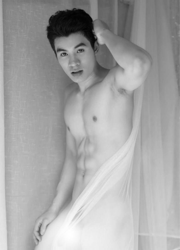 หนุ่มหล่อขึ้นปก 163.2
