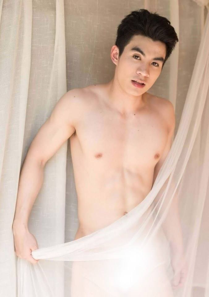 หนุ่มหล่อขึ้นปก 163.2