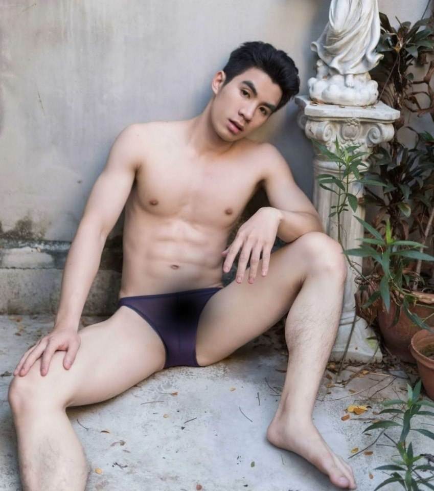 หนุ่มหล่อขึ้นปก 163.2