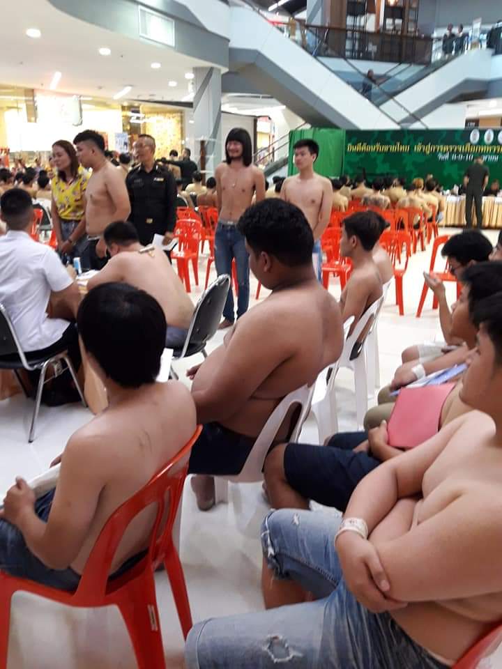ดีต่อใจ#561ด้งเด้ง ณัฐวุฒิ เกณฑ์ทหารที่ร้อยเอ็ด