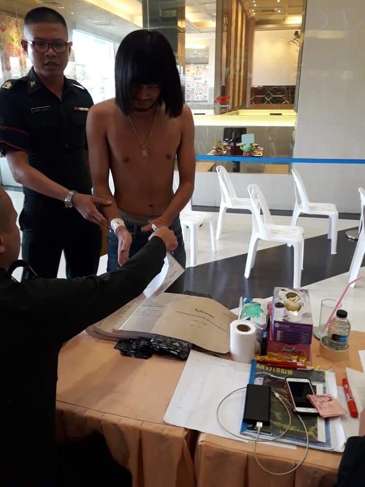 ดีต่อใจ#561ด้งเด้ง ณัฐวุฒิ เกณฑ์ทหารที่ร้อยเอ็ด