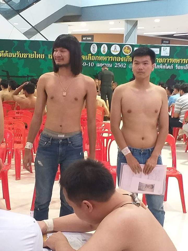 ดีต่อใจ#561ด้งเด้ง ณัฐวุฒิ เกณฑ์ทหารที่ร้อยเอ็ด