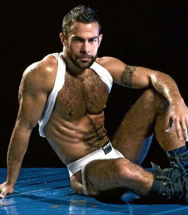 Chick hot