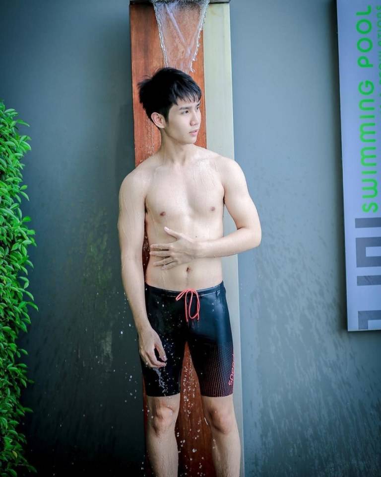 อยากเล่นน้ำหำ