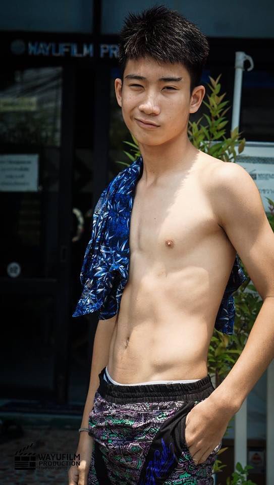 อยากเล่นน้ำหำ