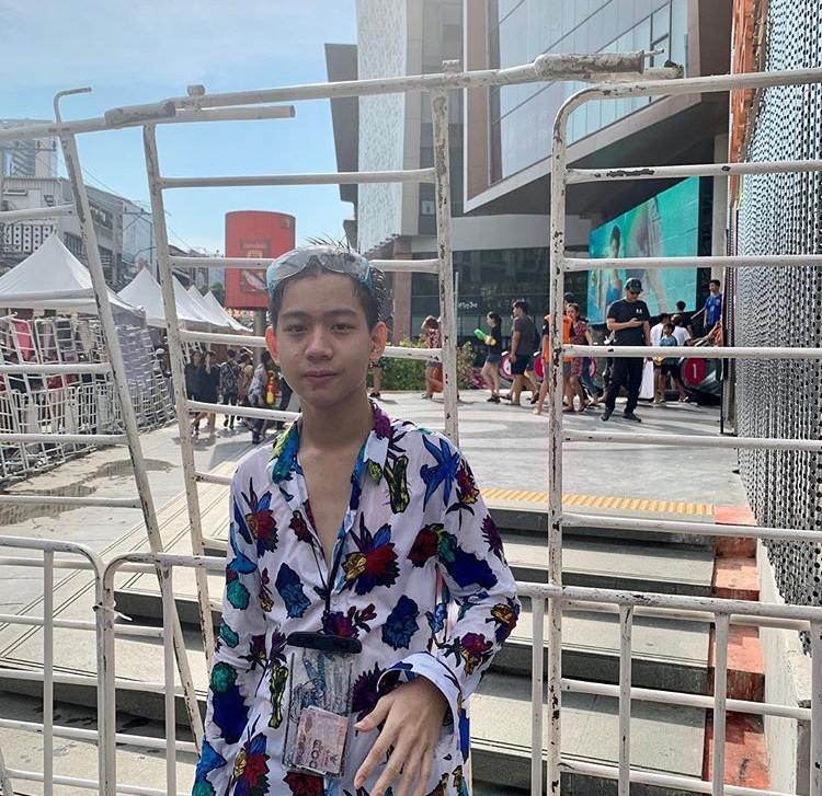 กรุบกริบ งานดี เล่นน้ำ