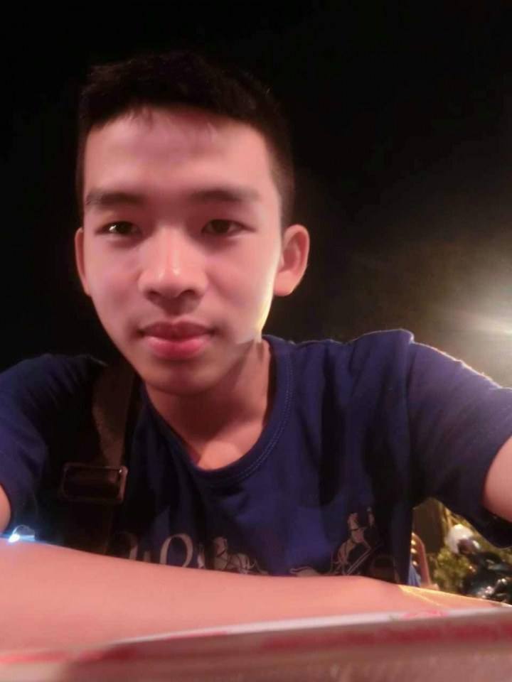 กรุบกริบ งานดี เล่นน้ำ