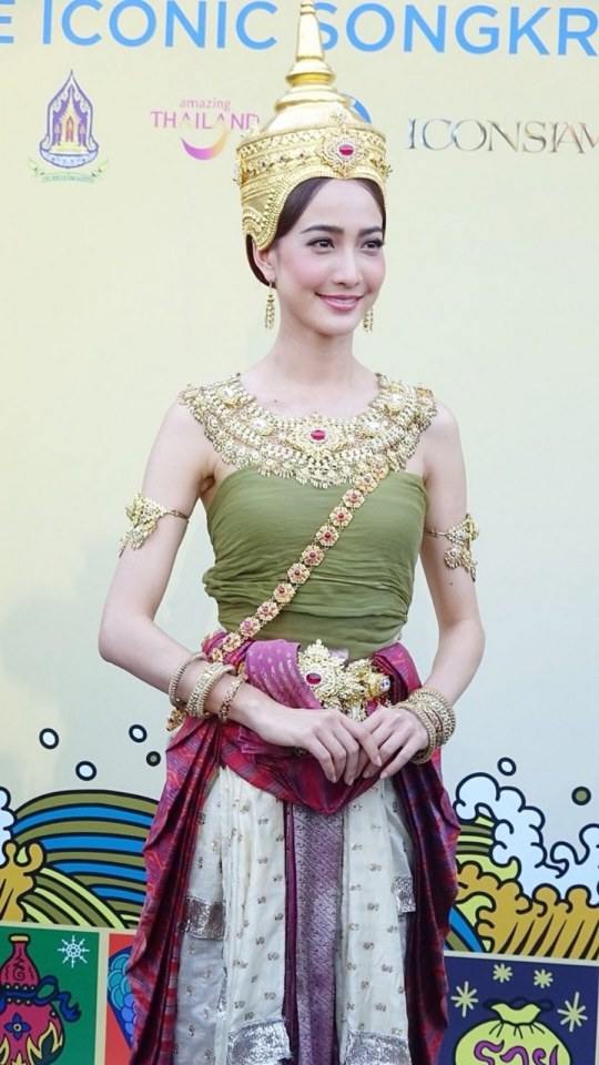 นางสงกรานต์ ๒๕๖๒ ICON SIAM “แต้ว ณฐพร” #thailand